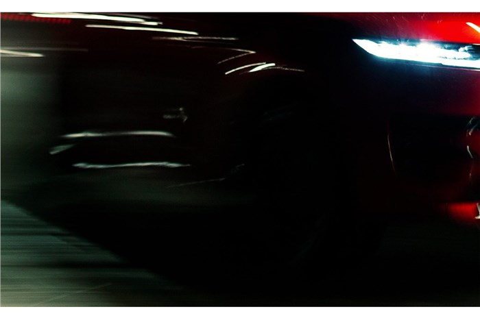 2022 Range Rover Sport exterior teaser 